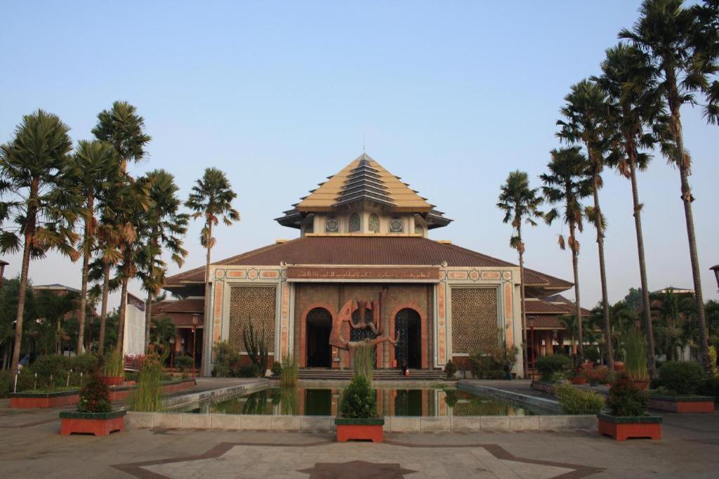 Lafayette Boutique Hotel Kejayan Exterior photo