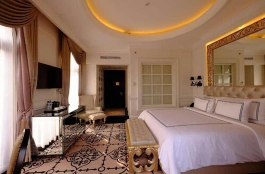 Lafayette Boutique Hotel Kejayan Exterior photo