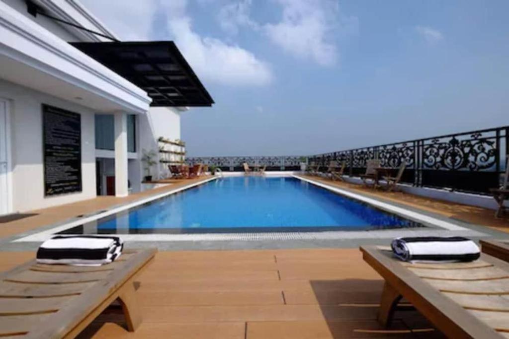 Lafayette Boutique Hotel Kejayan Exterior photo