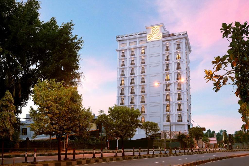 Lafayette Boutique Hotel Kejayan Exterior photo